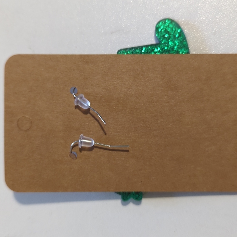 St. Patrick's Day Hat Earrings - Picture 2 of 3